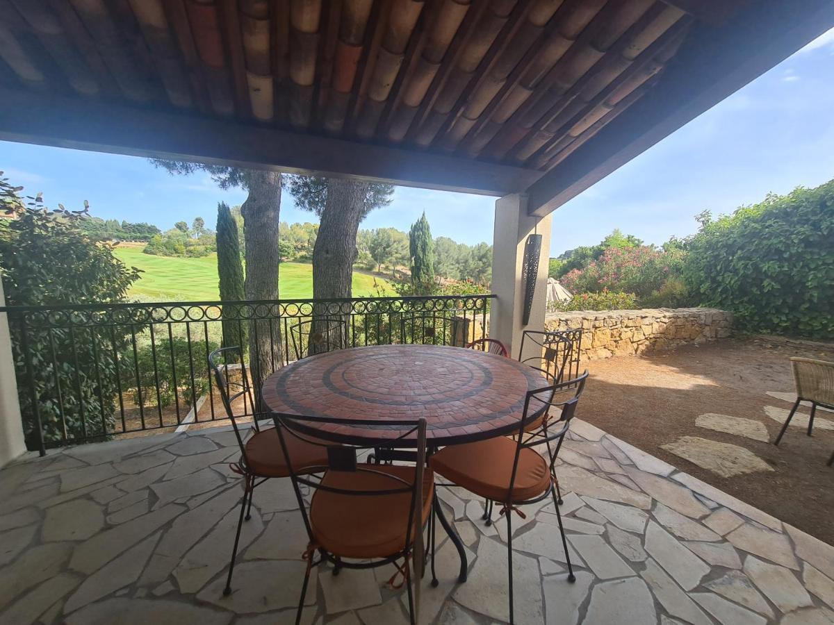 Superbe Villa-Domaine Avec Golf Piscine Et Tennis Saint-Cyr-sur-Mer Extérieur photo