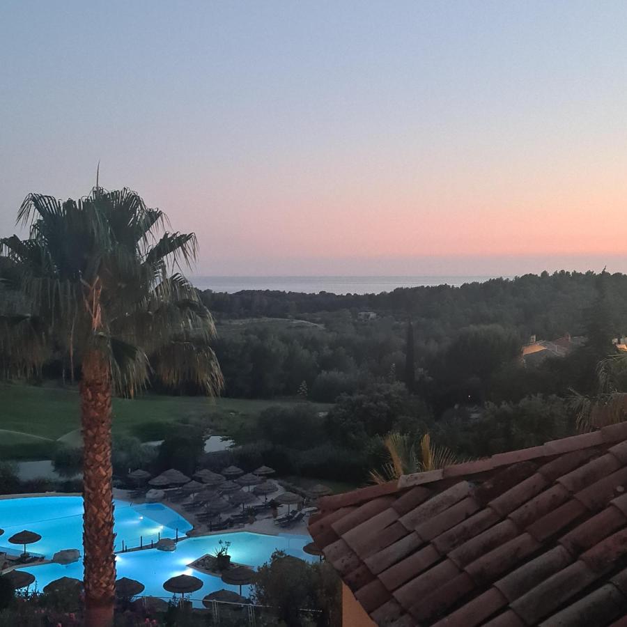 Superbe Villa-Domaine Avec Golf Piscine Et Tennis Saint-Cyr-sur-Mer Extérieur photo
