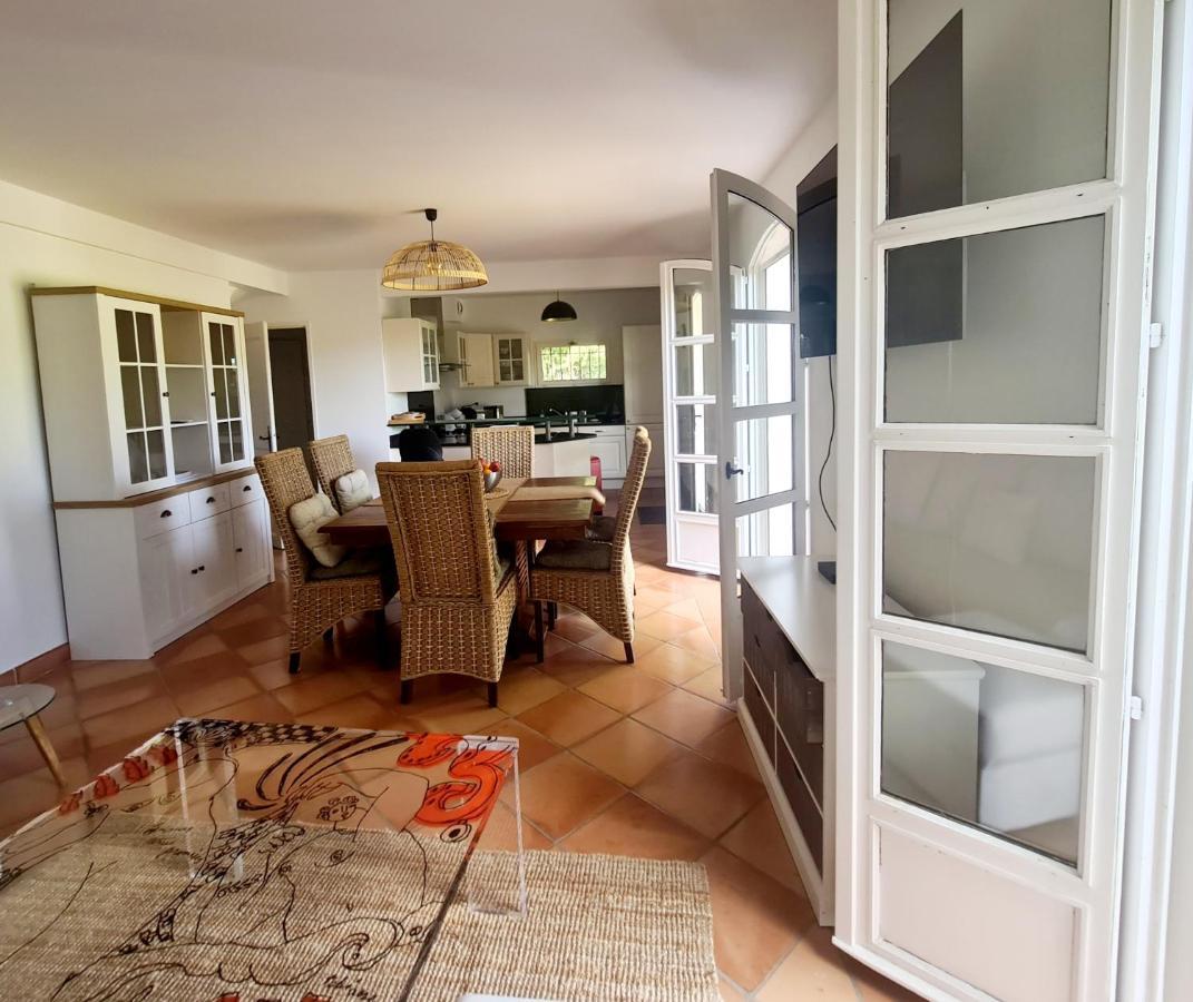 Superbe Villa-Domaine Avec Golf Piscine Et Tennis Saint-Cyr-sur-Mer Extérieur photo