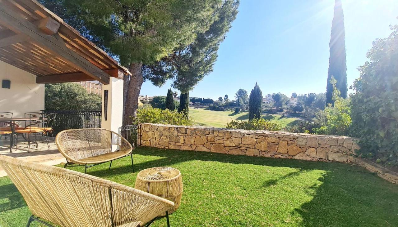 Superbe Villa-Domaine Avec Golf Piscine Et Tennis Saint-Cyr-sur-Mer Extérieur photo