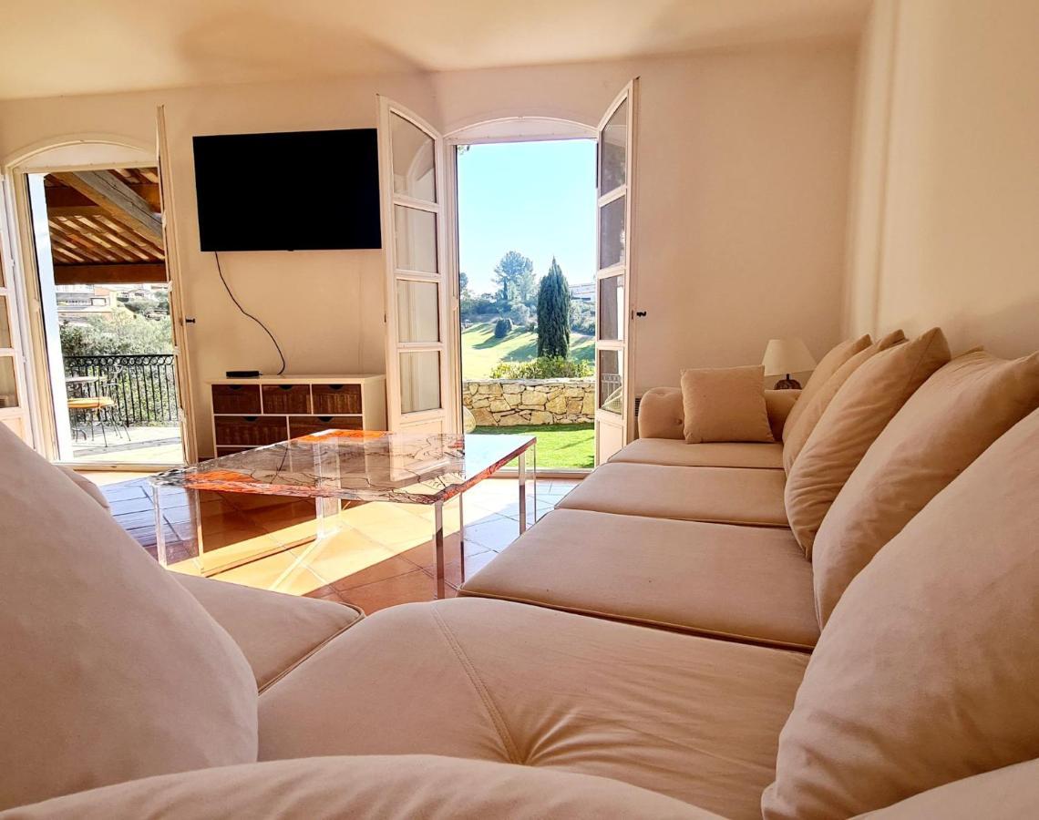 Superbe Villa-Domaine Avec Golf Piscine Et Tennis Saint-Cyr-sur-Mer Extérieur photo