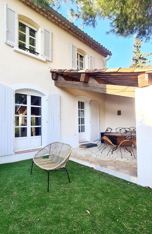 Superbe Villa-Domaine Avec Golf Piscine Et Tennis Saint-Cyr-sur-Mer Extérieur photo