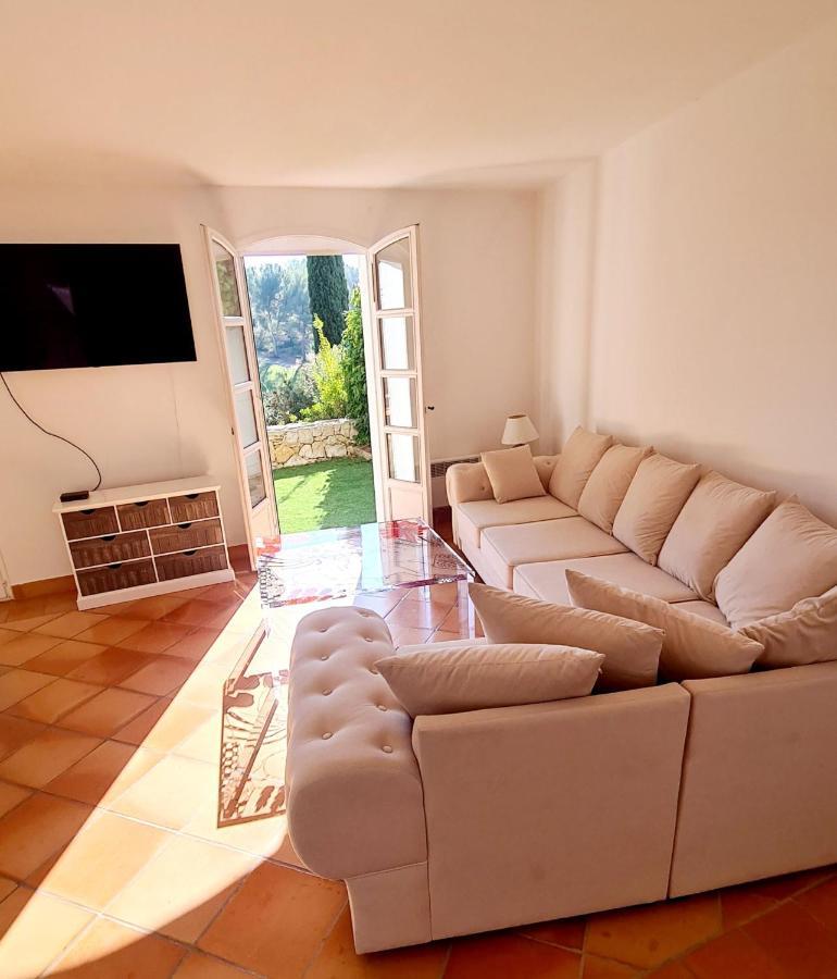 Superbe Villa-Domaine Avec Golf Piscine Et Tennis Saint-Cyr-sur-Mer Extérieur photo